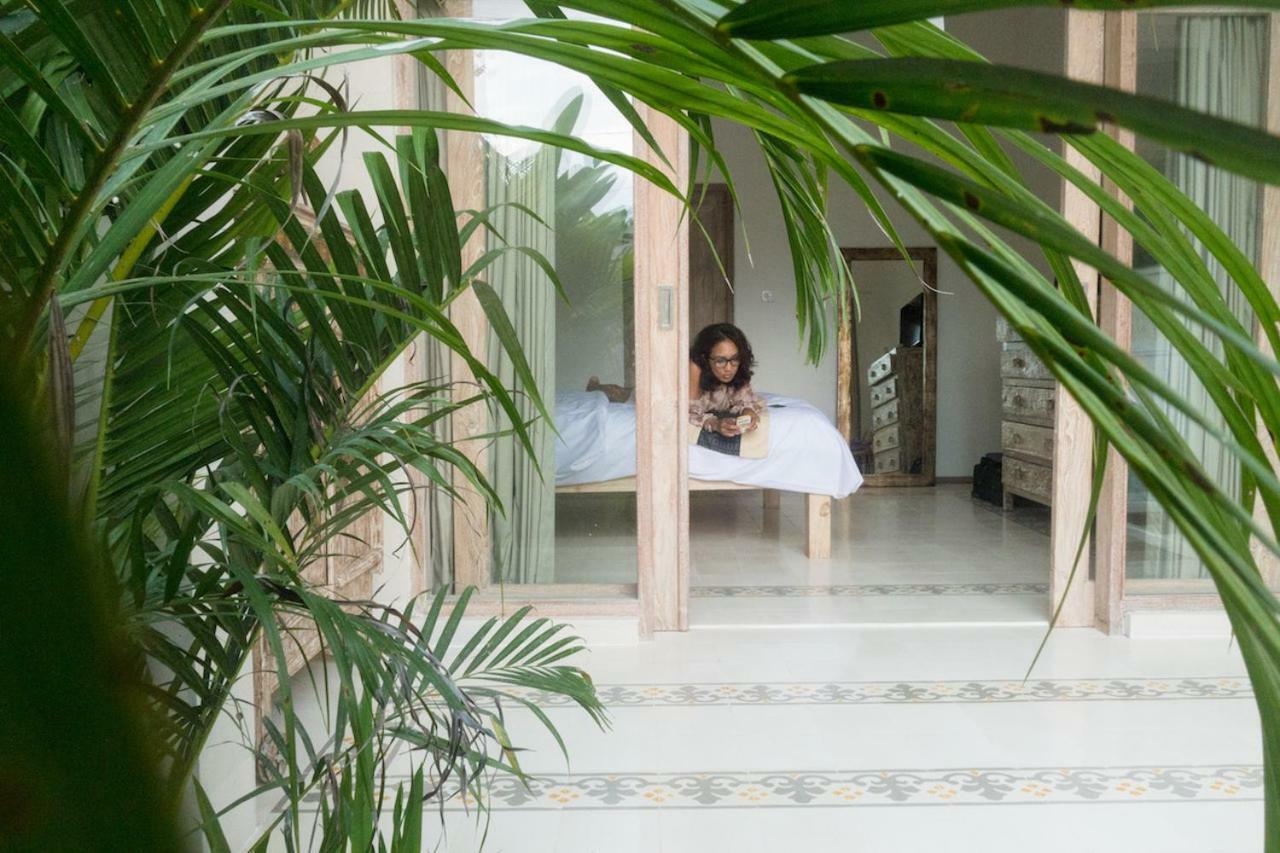 Gadis Villa *
